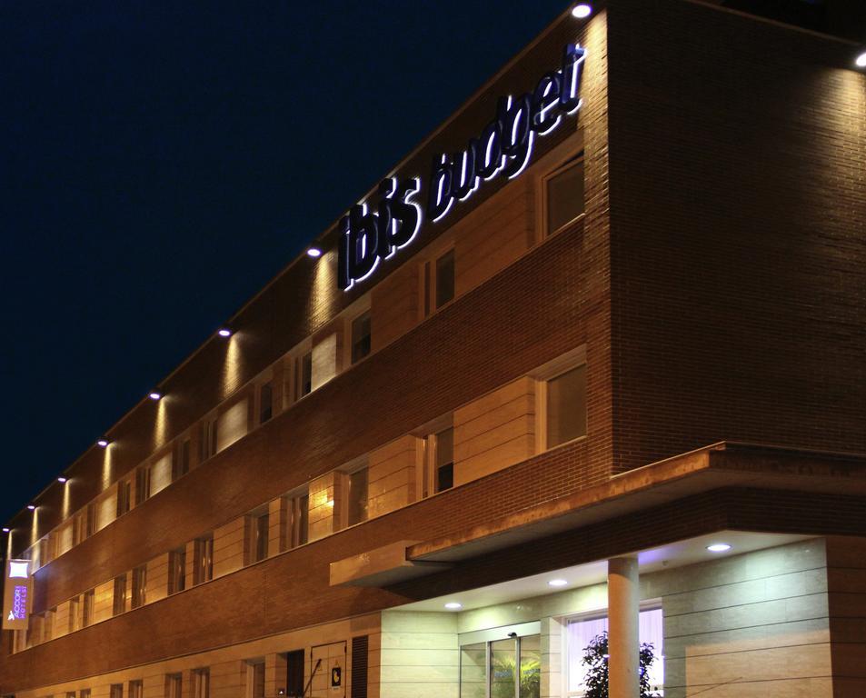 Ibis Budget Madrid Centro Las Ventas Hotell Exteriör bild